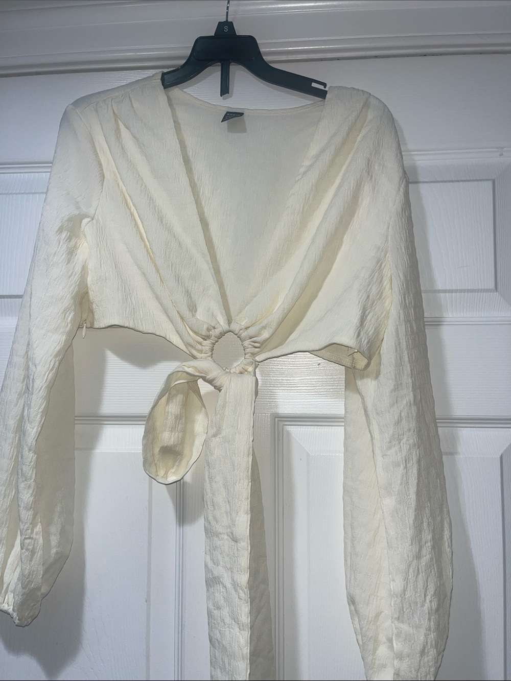 SHEIN Cream Tie-Front Long Sleeve Crop Top